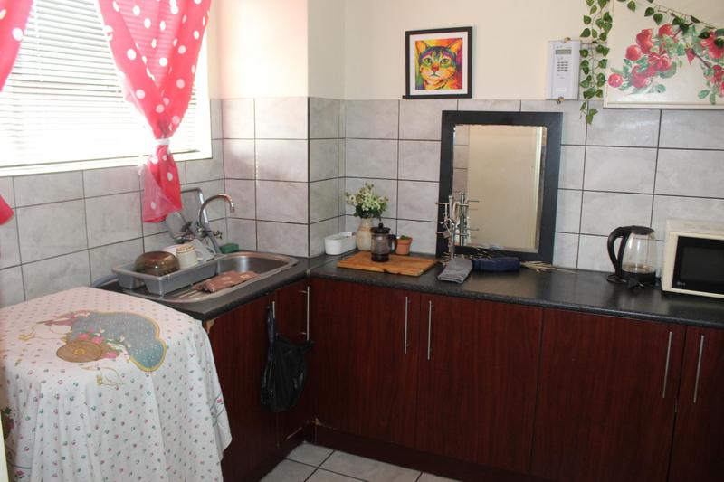 1 Bedroom Property for Sale in Avondale Western Cape